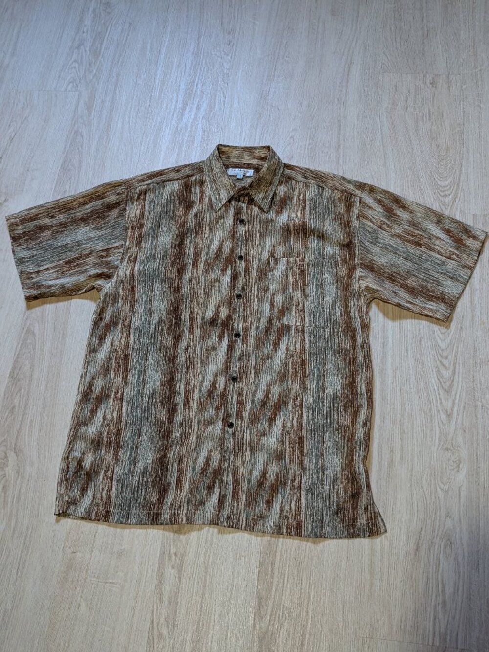 Lé Monde Men's Abstract Tan Button Up Shirt Designed in Italy Size M